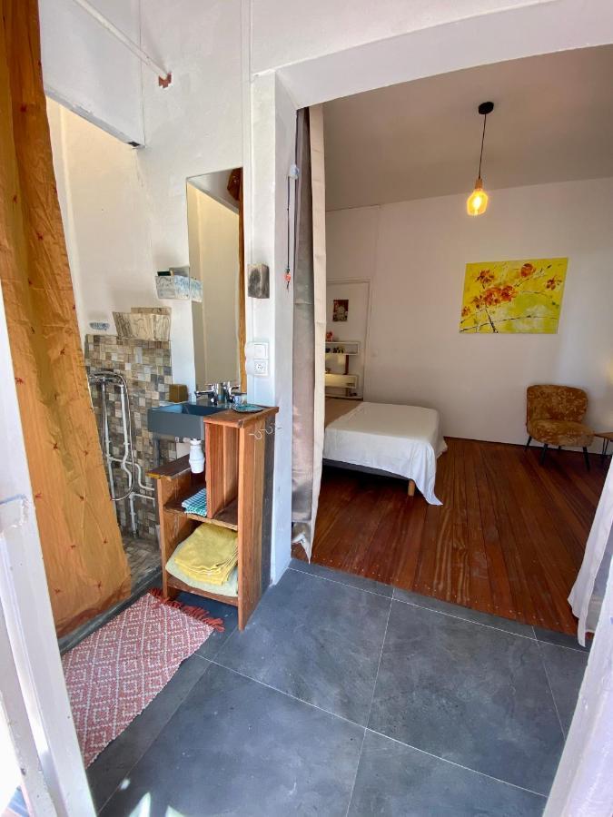 L'Atelier Room Saint-Denis Luaran gambar