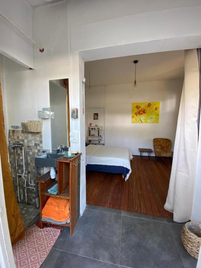 L'Atelier Room Saint-Denis Luaran gambar